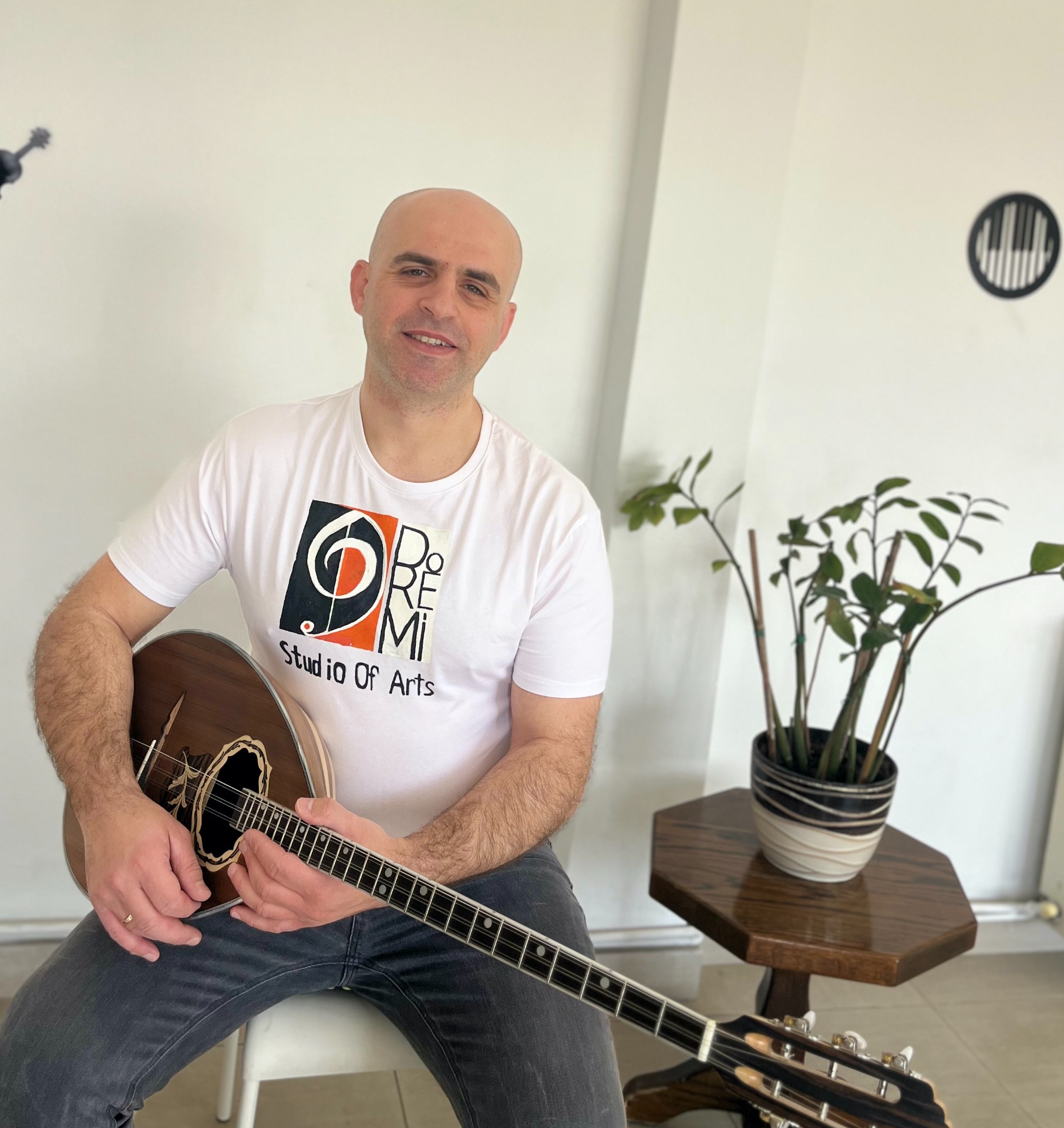 BOUZOUKI